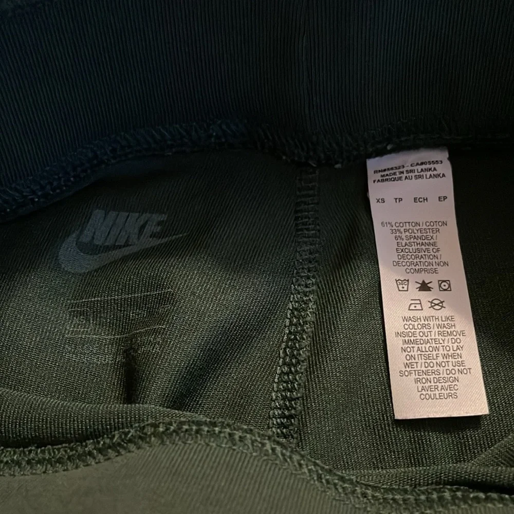 Nike Women's Sportswear Essential 10” Bike Shorts Tights olive Green size XS - Picture 8 of 10